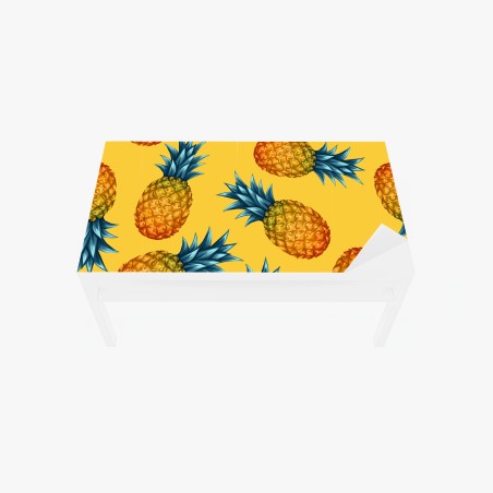 Adesivo per tavolo e scrivania ananas tropicale su sfondo giallo • Wallissimo®