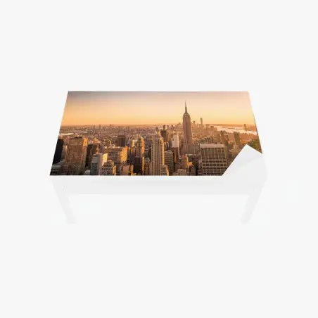 Adesivo per tavolo e scrivania skyline di New York al tramonto dorato • Wallissimo®