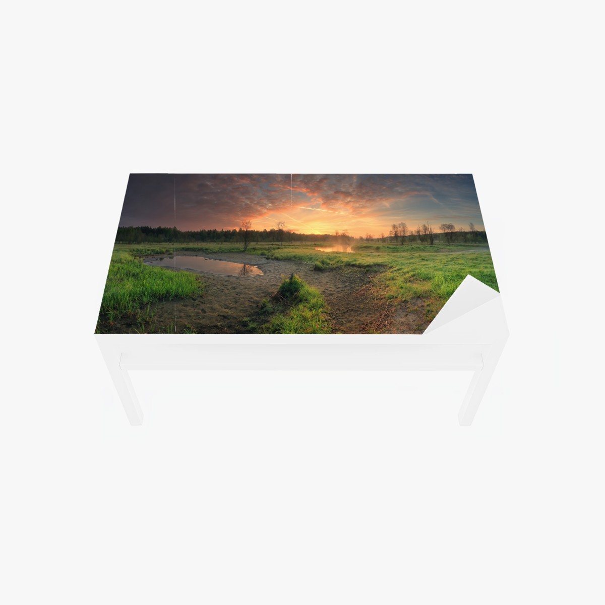 Adesivo per tavolo e scrivania tramonto dorato sulla palude • Wallissimo®