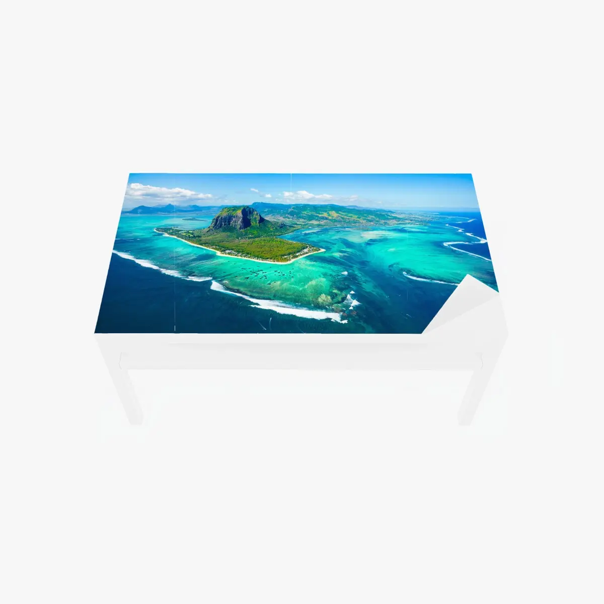 Adesivo per tavolo e scrivania paesaggio aereo di Le Morne Brabant, Mauritius • Wallissimo®