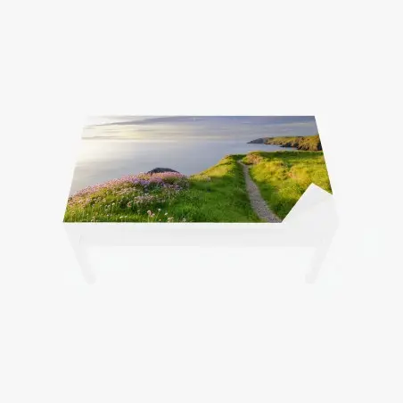 Adesivo per tavolo e scrivania sentiero al tramonto a Ceibwr Bay • Wallissimo®