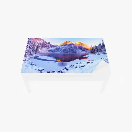 Adesivo per tavolo e scrivania alba dorata sulle Alpi innevate • Wallissimo®