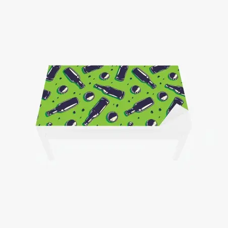 Adesivo per tavolo e scrivania motivo bottiglie e tappi su sfondo verde • Wallissimo®