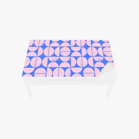 Adesivo per tavolo e scrivania motivo geometrico rosa e blu con effetto vintage • Wallissimo®