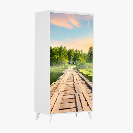 Adesivo per armadio ponte di legno sul lago al tramonto • Wallissimo®