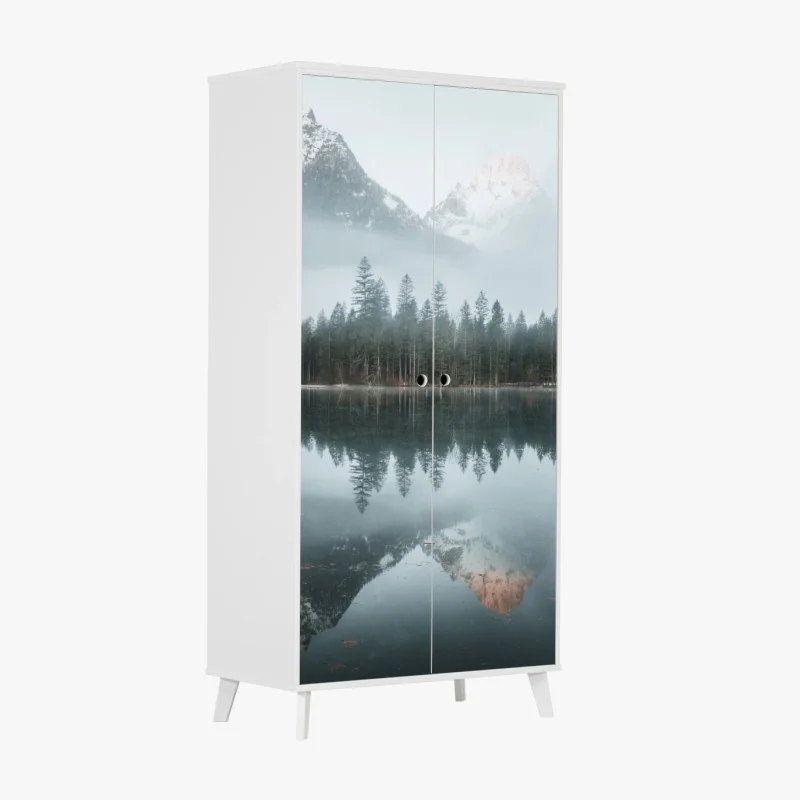 Adesivo per armadio riflessi alpini nella nebbia