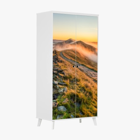Adesivo per armadio sentiero tra le nuvole al tramonto • Wallissimo®