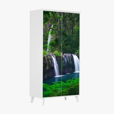 Adesivo per armadio oasi verde con cascata e laghetto • Wallissimo®