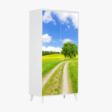 Adesivo per armadio paesaggio di campagna con albero solitario • Wallissimo®