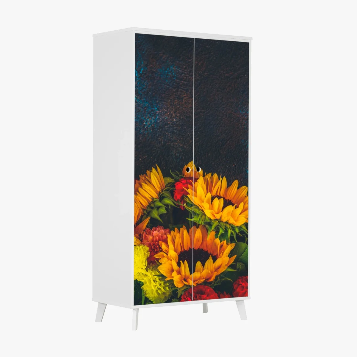 Adesivo per armadio girasoli vivaci su sfondo scuro • Wallissimo® Adesivo per armadio girasoli vivaci su sfondo scuro • Wallissimo®