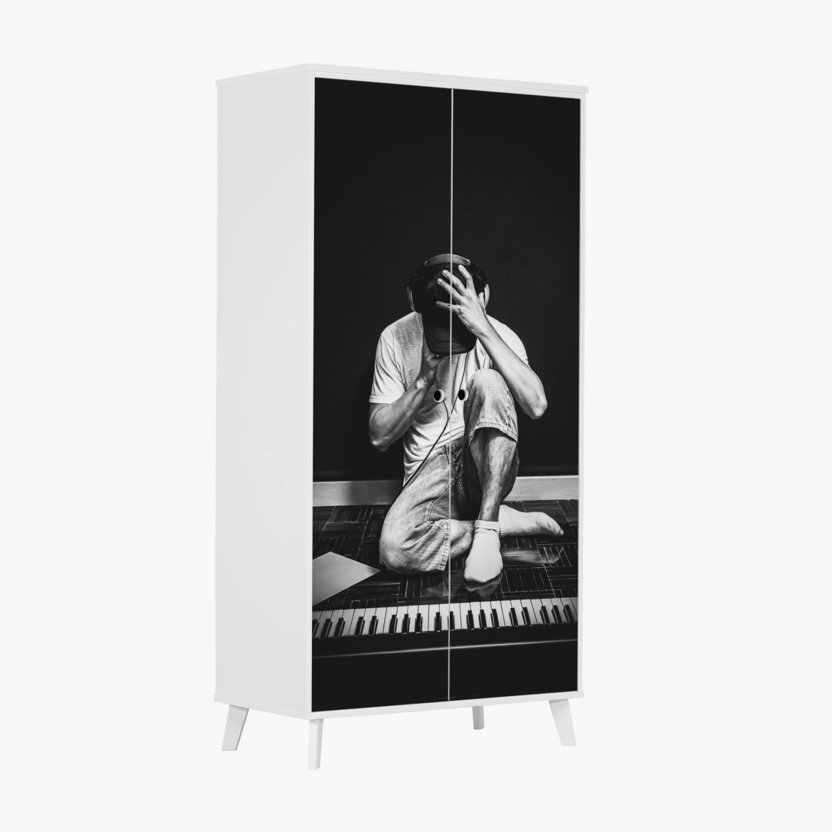 Adesivo per armadio introspezione musicale in bianco e nero • Wallissimo®