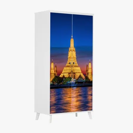 Adesivo per armadio suggestiva vista notturna di Wat Arun • Wallissimo®