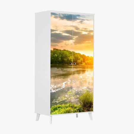 Adesivo per armadio tramonto dorato sul fiume • Wallissimo®