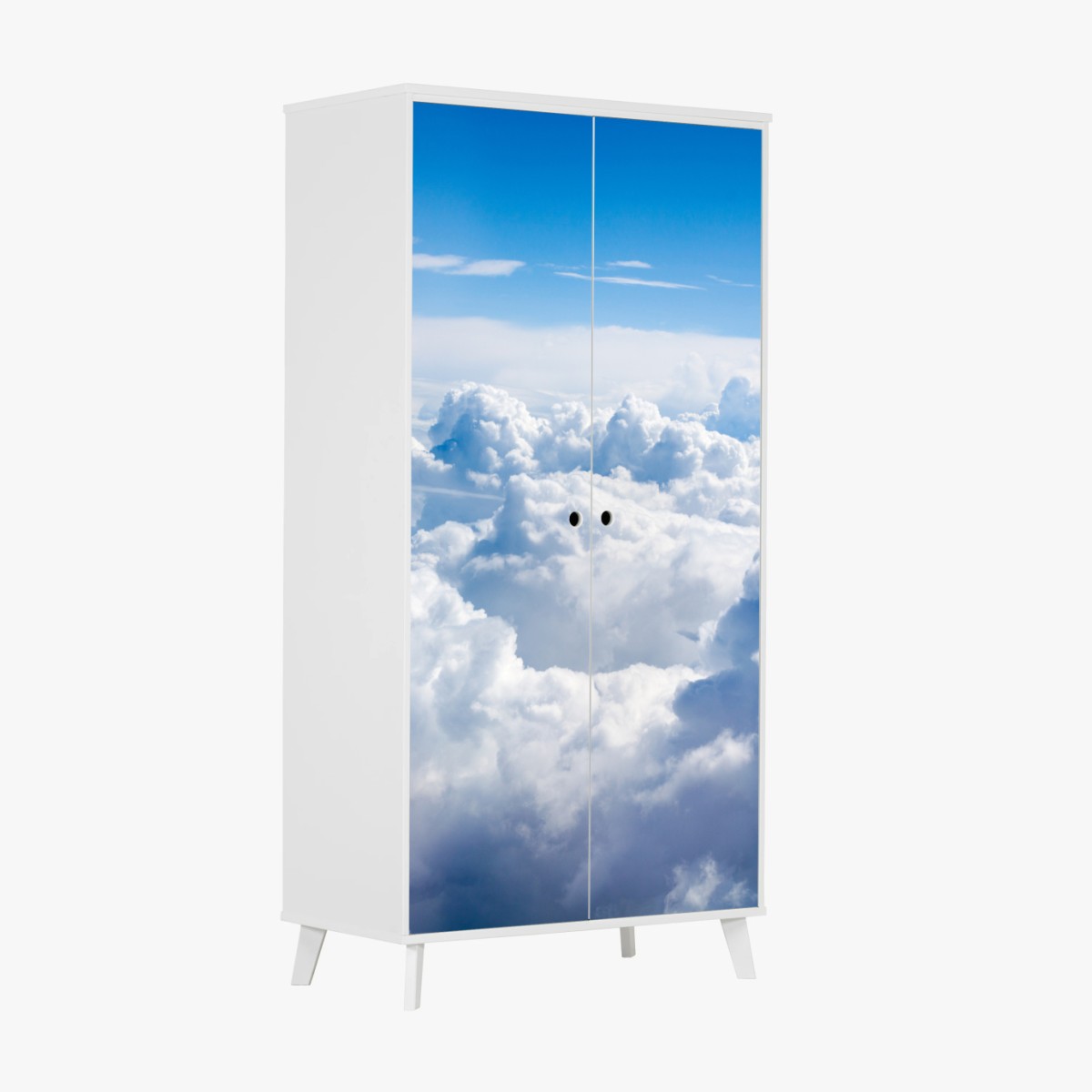 Adesivo per armadio mare di nuvole su cielo azzurro • Wallissimo®