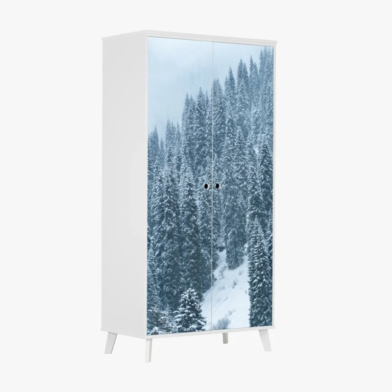 Adesivo per armadio foresta di abeti sotto la neve