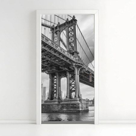 Adesivo per porta prospettiva urbana sul Manhattan Bridge • Wallissimo®