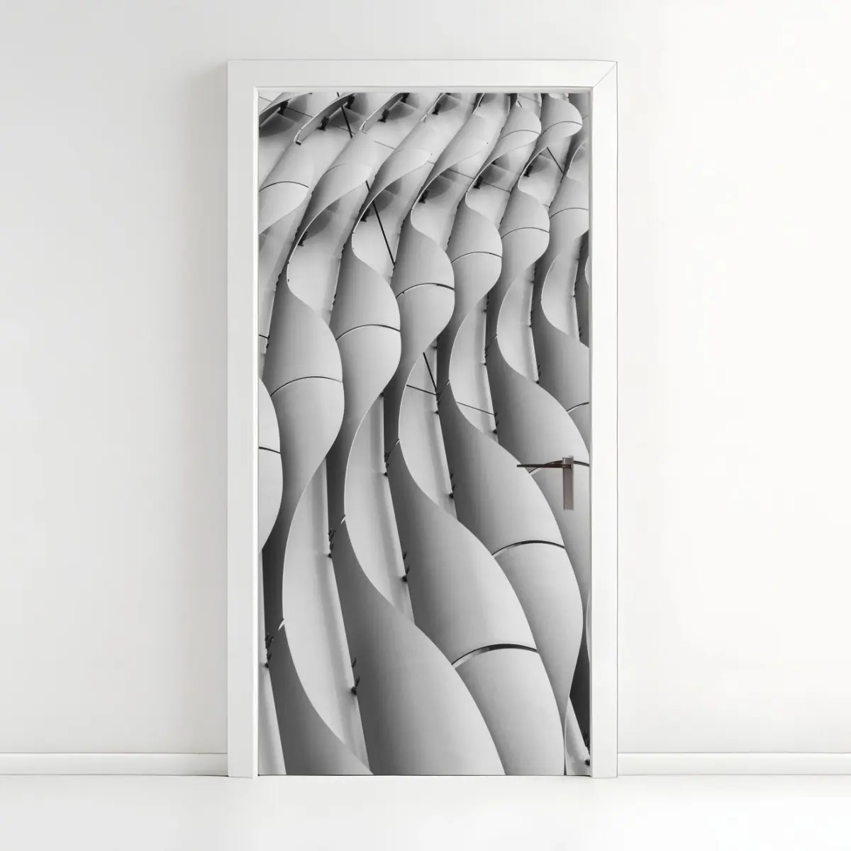 Adesivo per porta motivi ondulati di facciata: eleganza architettonica astratta • Wallissimo®