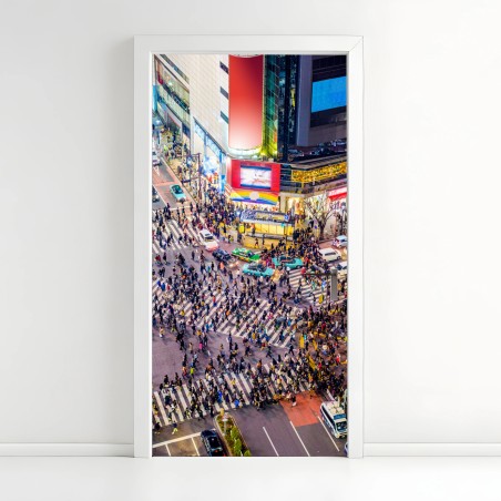 Adesivo per porta panorama notturno di Shibuya • Wallissimo®