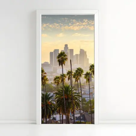 Adesivo per porta tramonto su Los Angeles tra palme e grattacieli • Wallissimo®