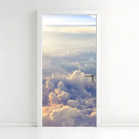 Adesivo per porta orizzonte di nuvole dorate visto dall'alto • Wallissimo®
