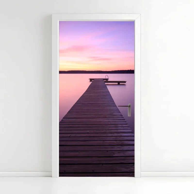 Adesivo per porta molo verso il tramonto dai toni pastello
