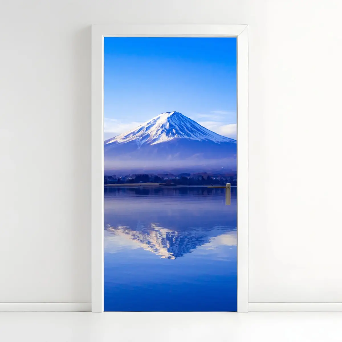 Adesivo per porta serenità del Monte Fuji all'alba • Wallissimo®