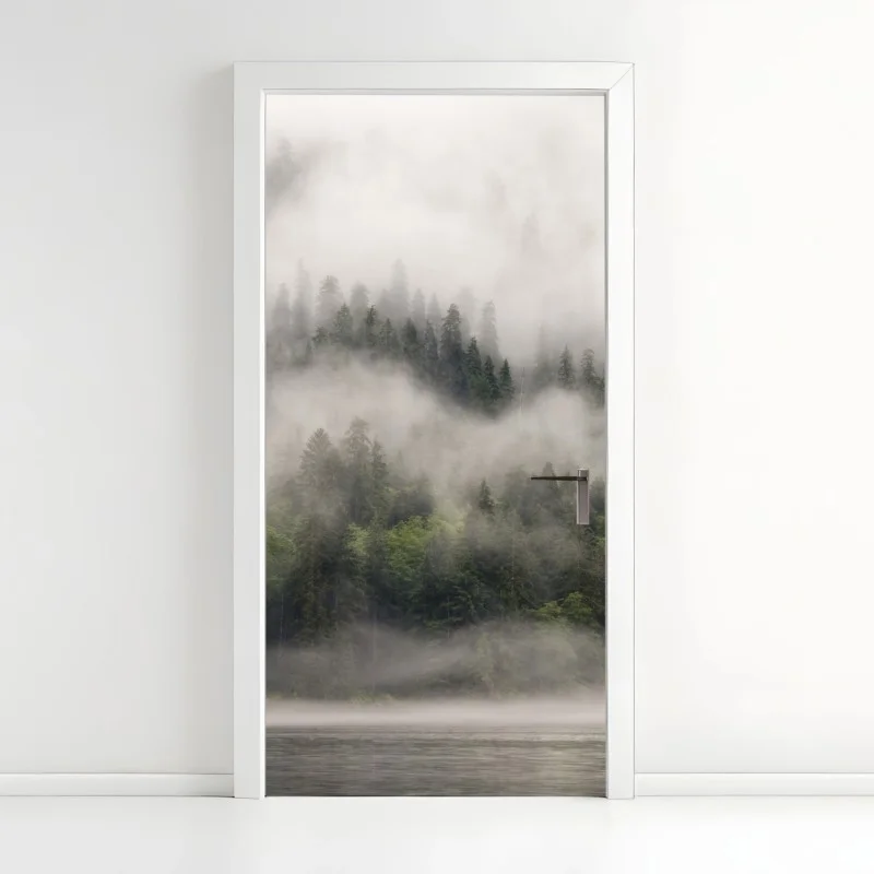 Adesivo per porta nebbia tra le conifere di British Columbia