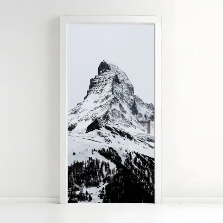 Adesivo per porta maestosa cima innevata • Wallissimo®
