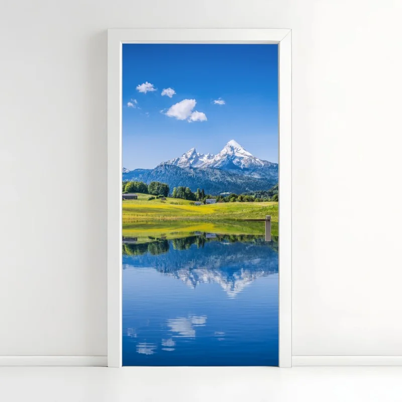 Adesivo per porta riflessi delle Alpi sul lago