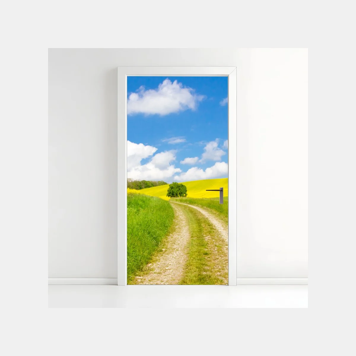 Adesivo per porta sentiero tra i campi di colza e prati verdi • Wallissimo® Adesivo per porta sentiero tra i campi di colza e prati verdi • Wallissimo®