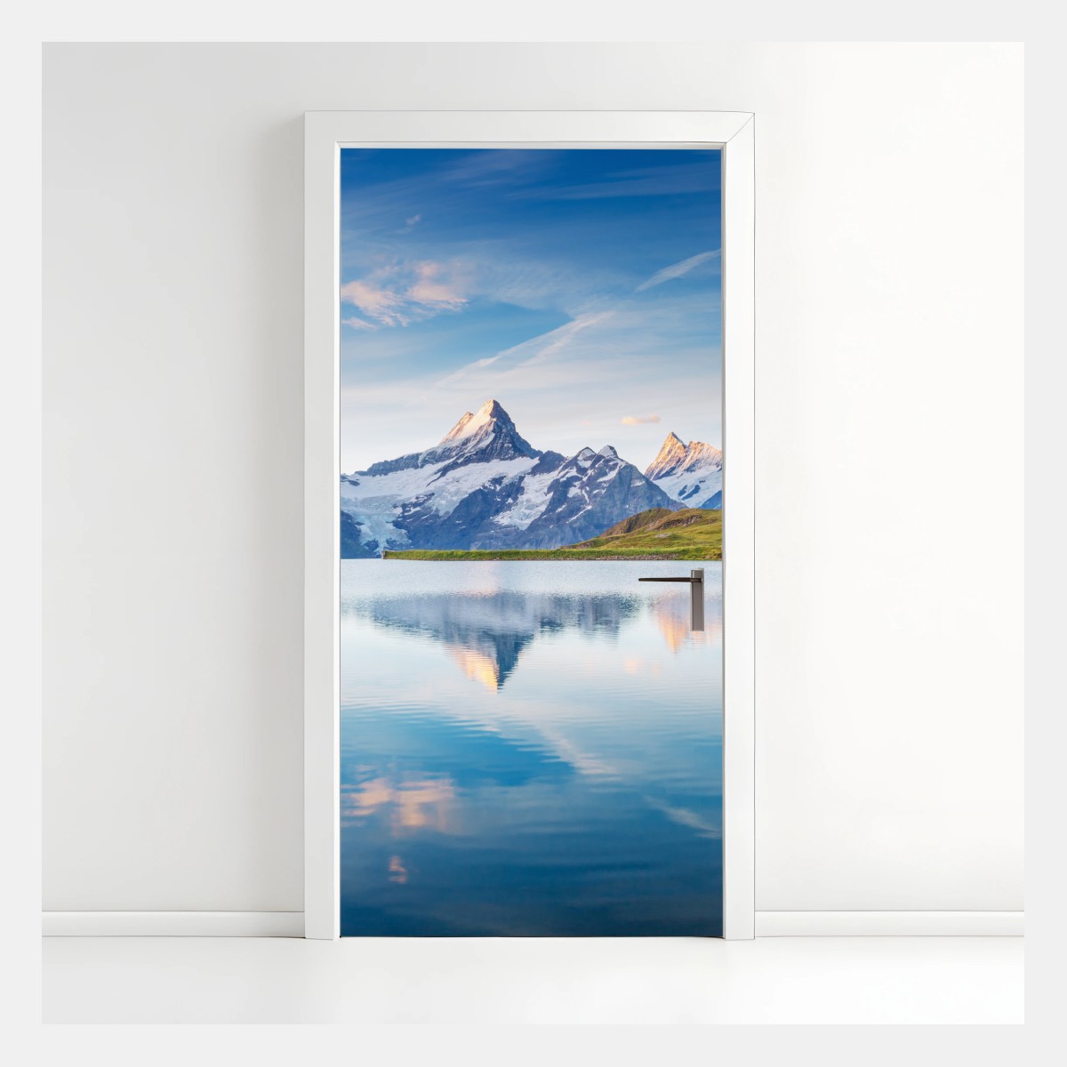 Adesivo per porta panorama alpino: Bachalpsee Grindelwald • Wallissimo®