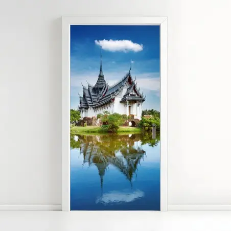 Adesivo per porta palazzo Sanphet Prasat: riflessi sul lago • Wallissimo®