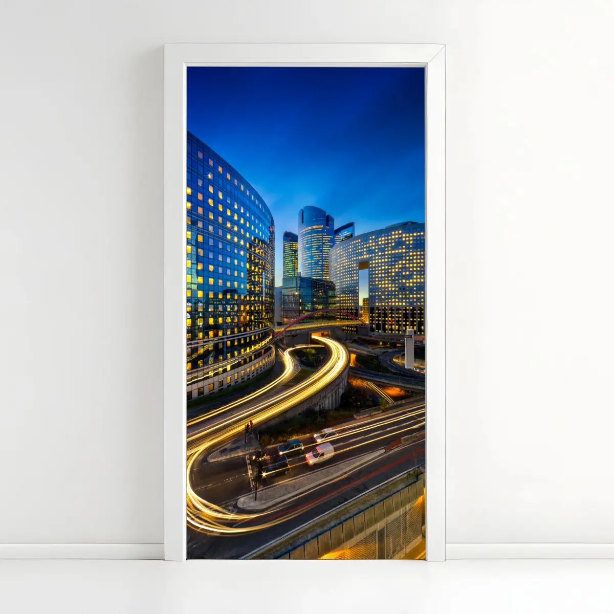 Adesivo per porta panorama urbano notturno del distretto finanziario • Wallissimo®