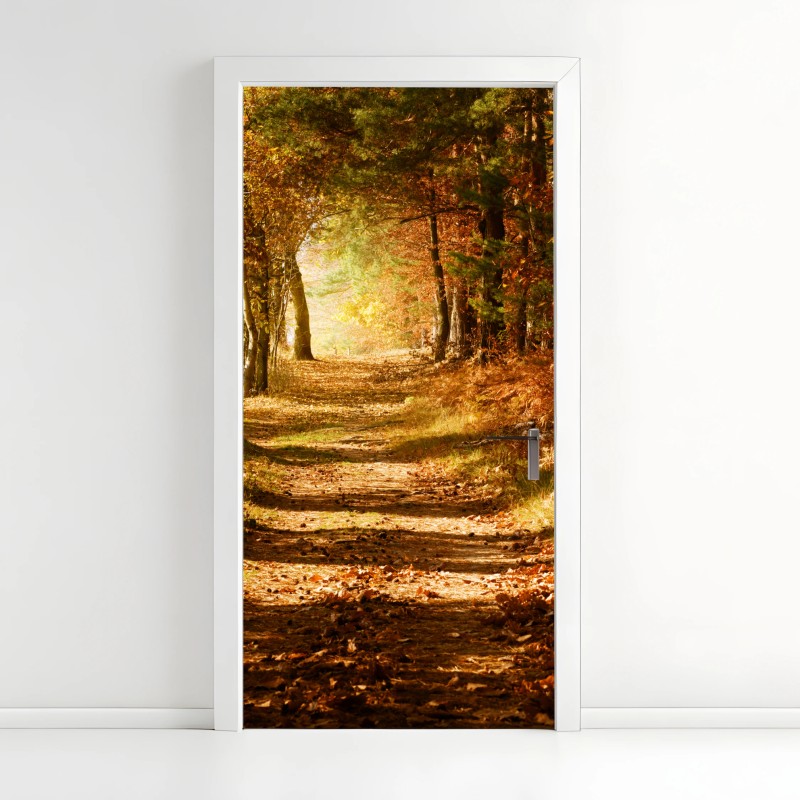 Adesivo per porta sentiero autunnale nel bosco dorato