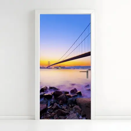 Adesivo per porta tramonto sul ponte sospeso • Wallissimo®