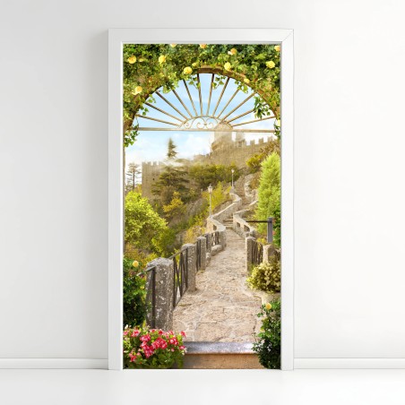 Adesivo per porta sentiero fiorito verso il castello • Wallissimo®