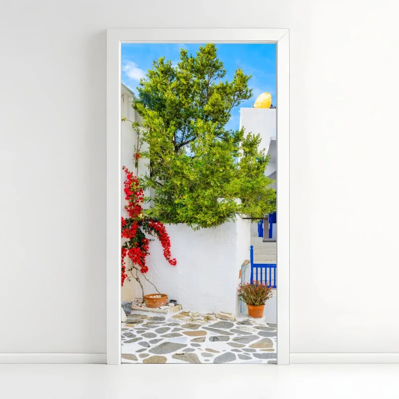 Adesivo per porta angolo mediterraneo con bougainvillea e porte blu