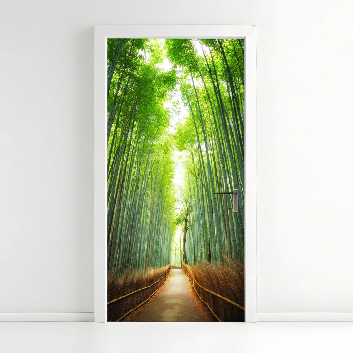 Adesivo per porta sentiero nella foresta di bambù di Arashiyama • Wallissimo®