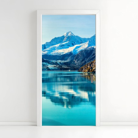 Adesivo per porta riflessi delle montagne innevate • Wallissimo®