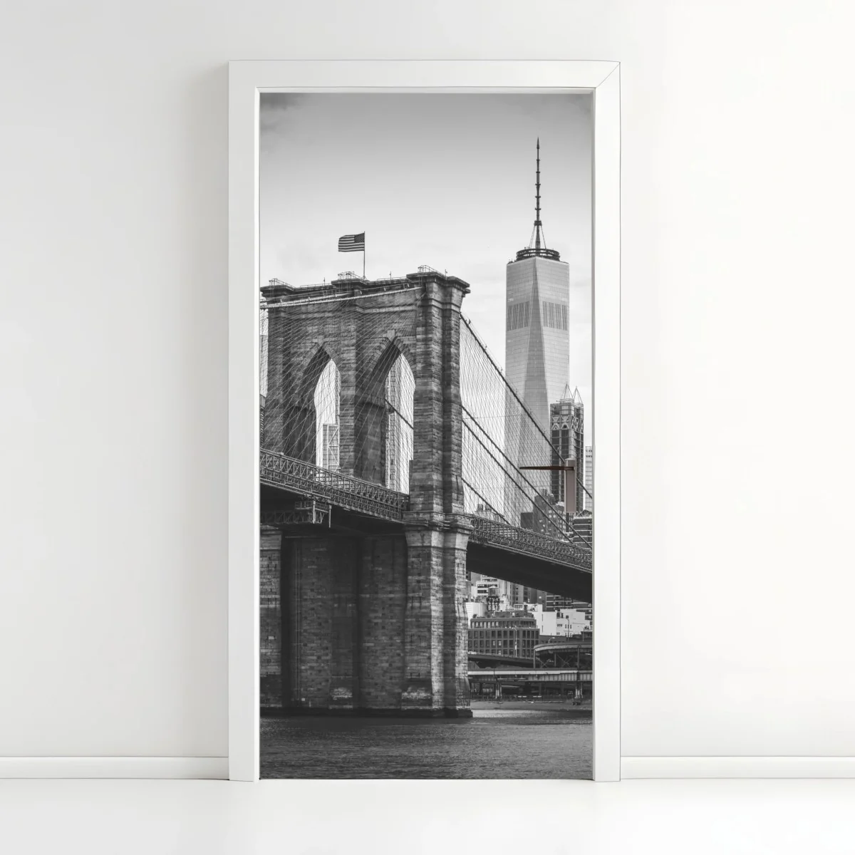 Adesivo per porta ponte di Brooklyn e skyline di New York in bianco e nero • Wallissimo® Adesivo per porta ponte di Brooklyn e skyline di New York in bianco e nero • Wallissimo®