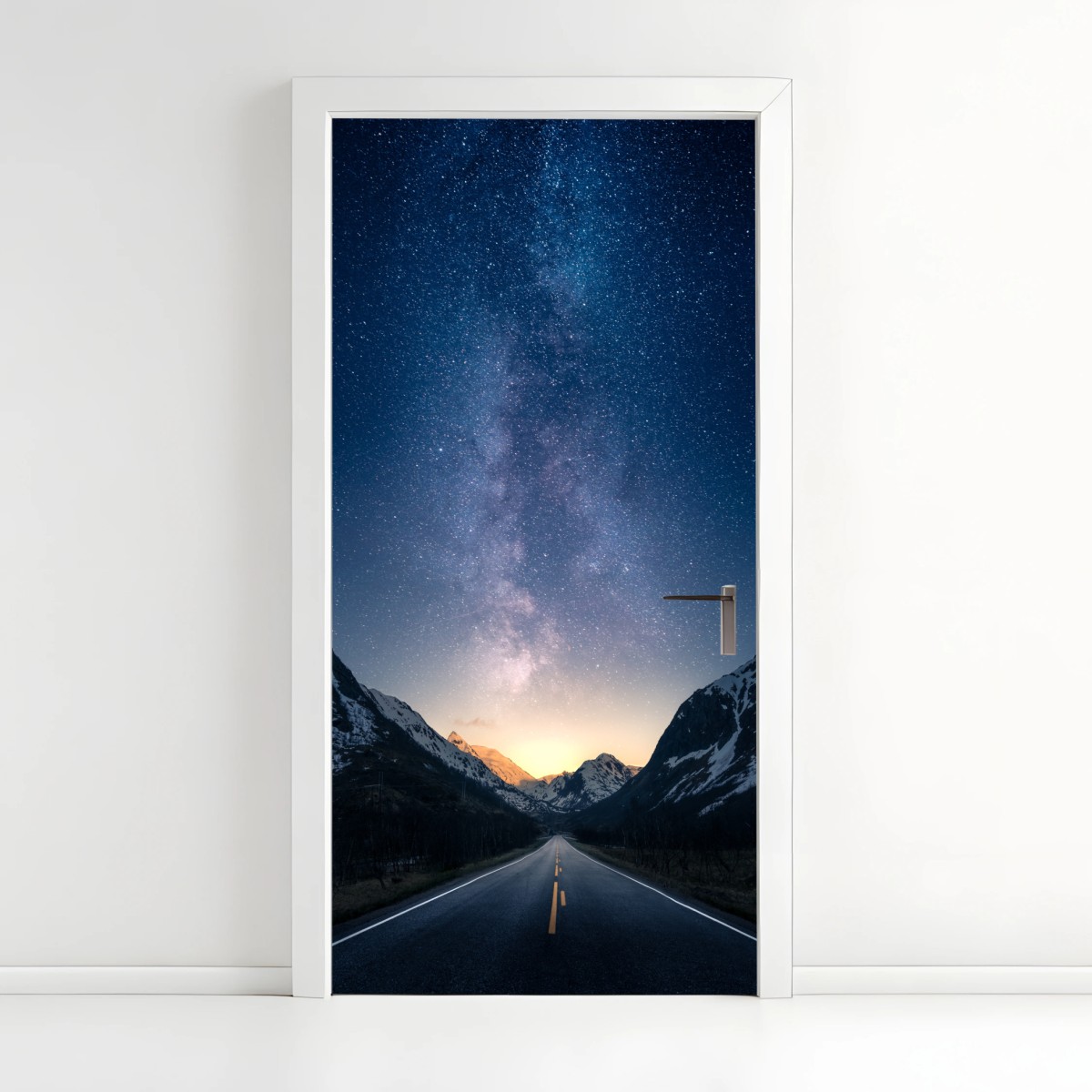 Adesivo per porta strada verso la Via Lattea • Wallissimo®