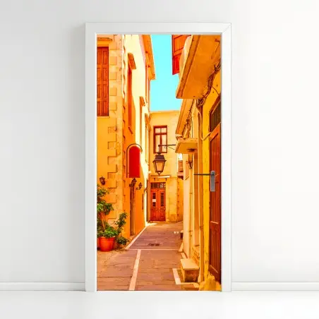 Adesivo per porta vicolo soleggiato di Rethymno • Wallissimo®