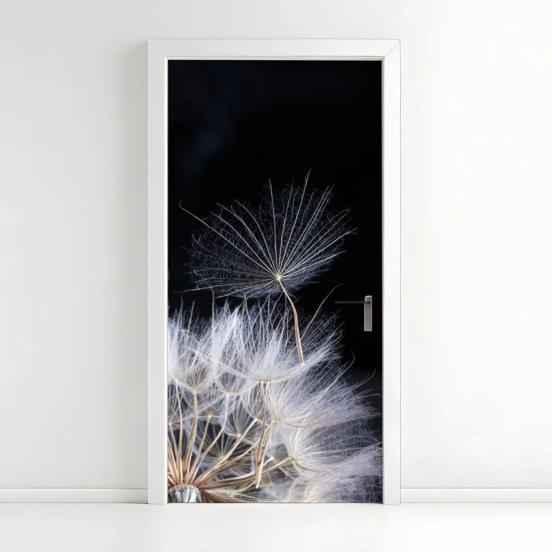 Adesivo per porta soffione sospeso su sfondo nero