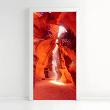 Adesivo per porta luce nel cuore di Antelope Canyon • Wallissimo®