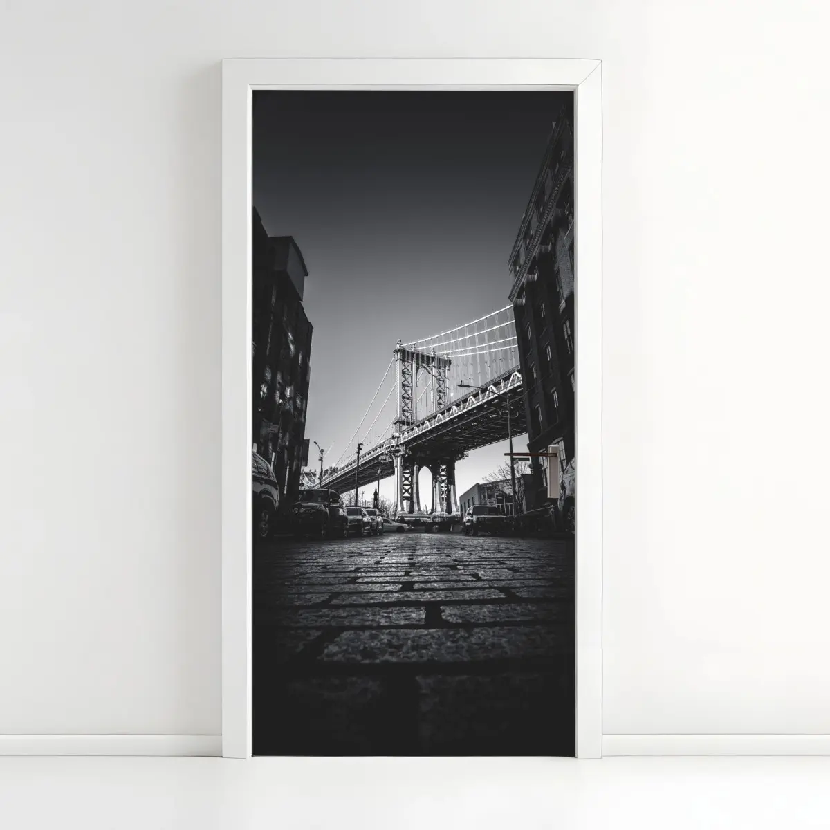 Adesivo per porta panorama urbano sotto il ponte di Manhattan • Wallissimo®