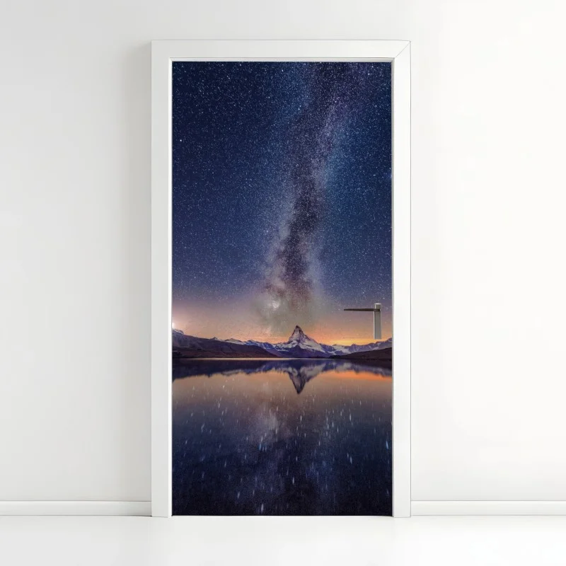 Adesivo per porta via lattea e montagna riflessa