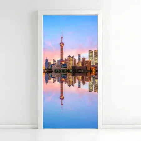 Adesivo per porta orizzonte di Shanghai al tramonto • Wallissimo®