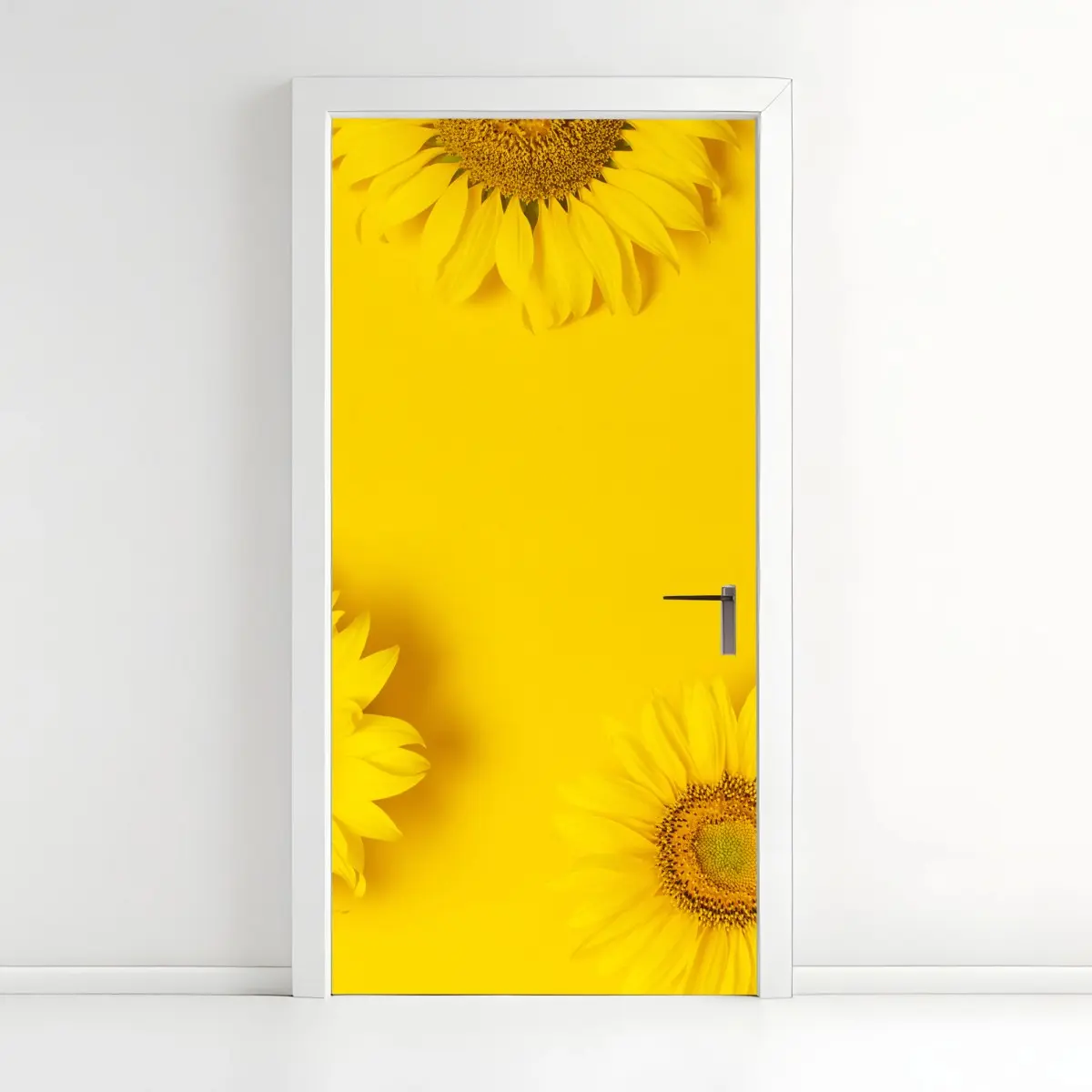 Adesivo per porta girasoli su sfondo giallo brillante • Wallissimo®