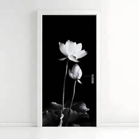 Adesivo per porta fiore di loto minimalista in bianco e nero • Wallissimo®