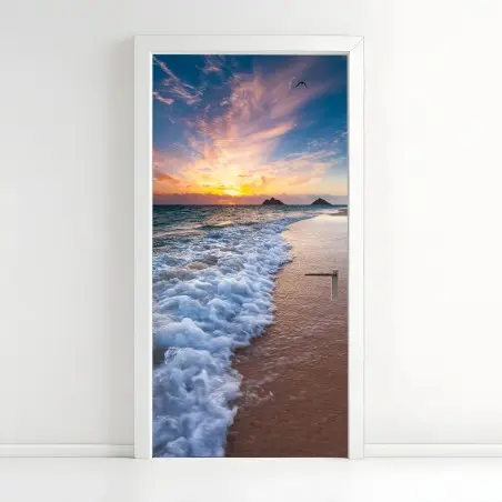 Adesivo per porta tramonto sulle onde della spiaggia • Wallissimo®